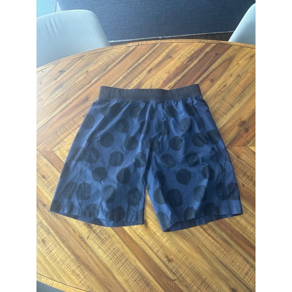 Lululemon THE Shorts Men’s XL Navy Black Polka Dot 11” Inseam Lined Rare